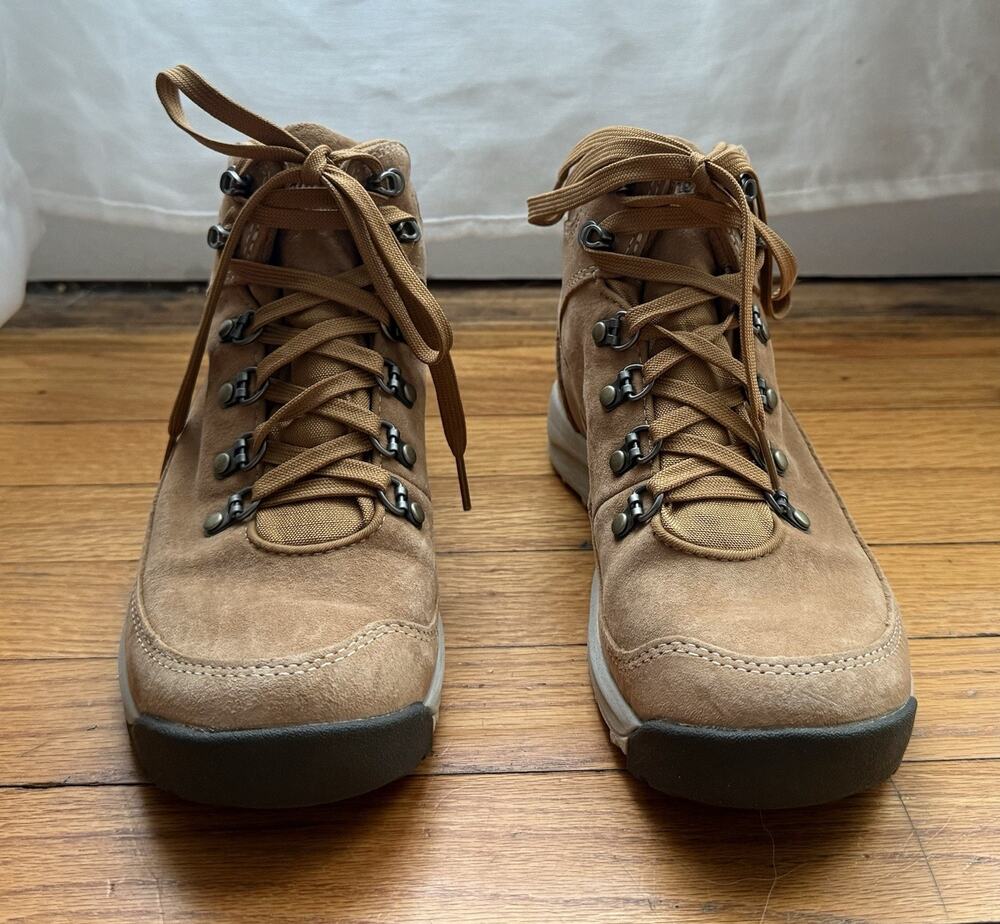 NWOB Danner Women's Adrika Sienna Boots size 6.5